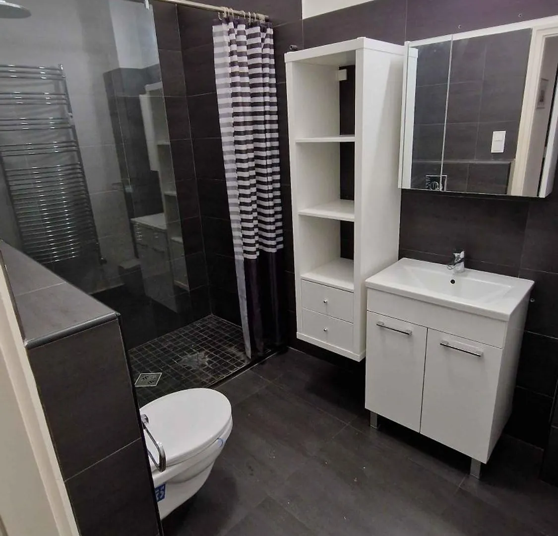 Central Dob Apartman Budapeste