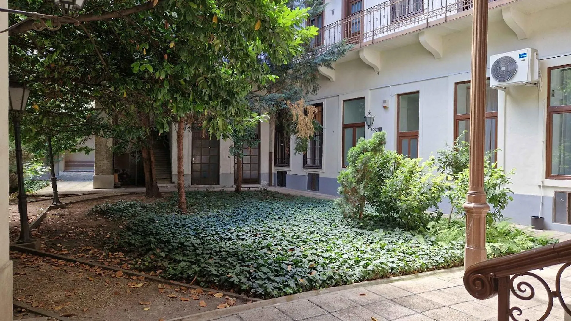 Central Dob Apartman Budapeste 0*,  Hungria