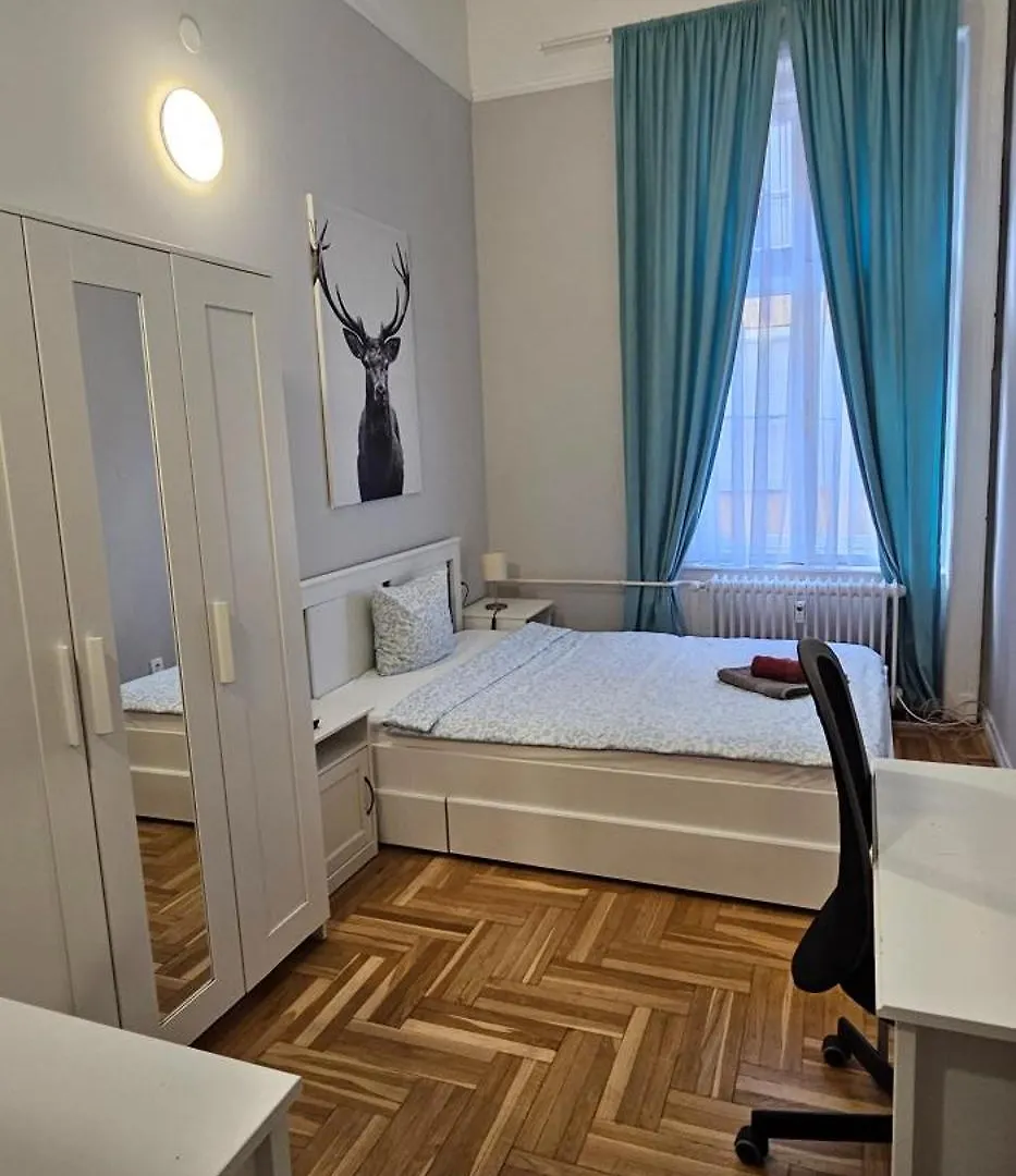 Central Dob Apartman Budapeste Apartamento